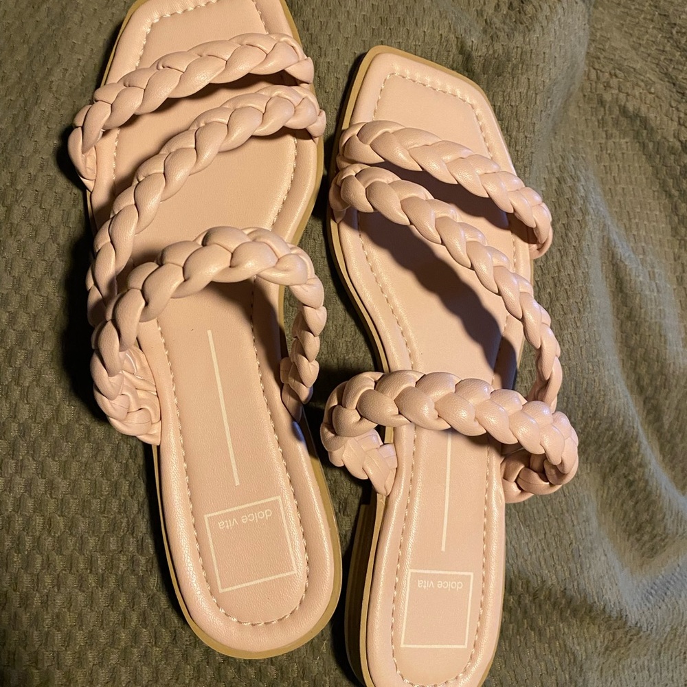 Dolce Vita cream flat sandals. Barely worn.